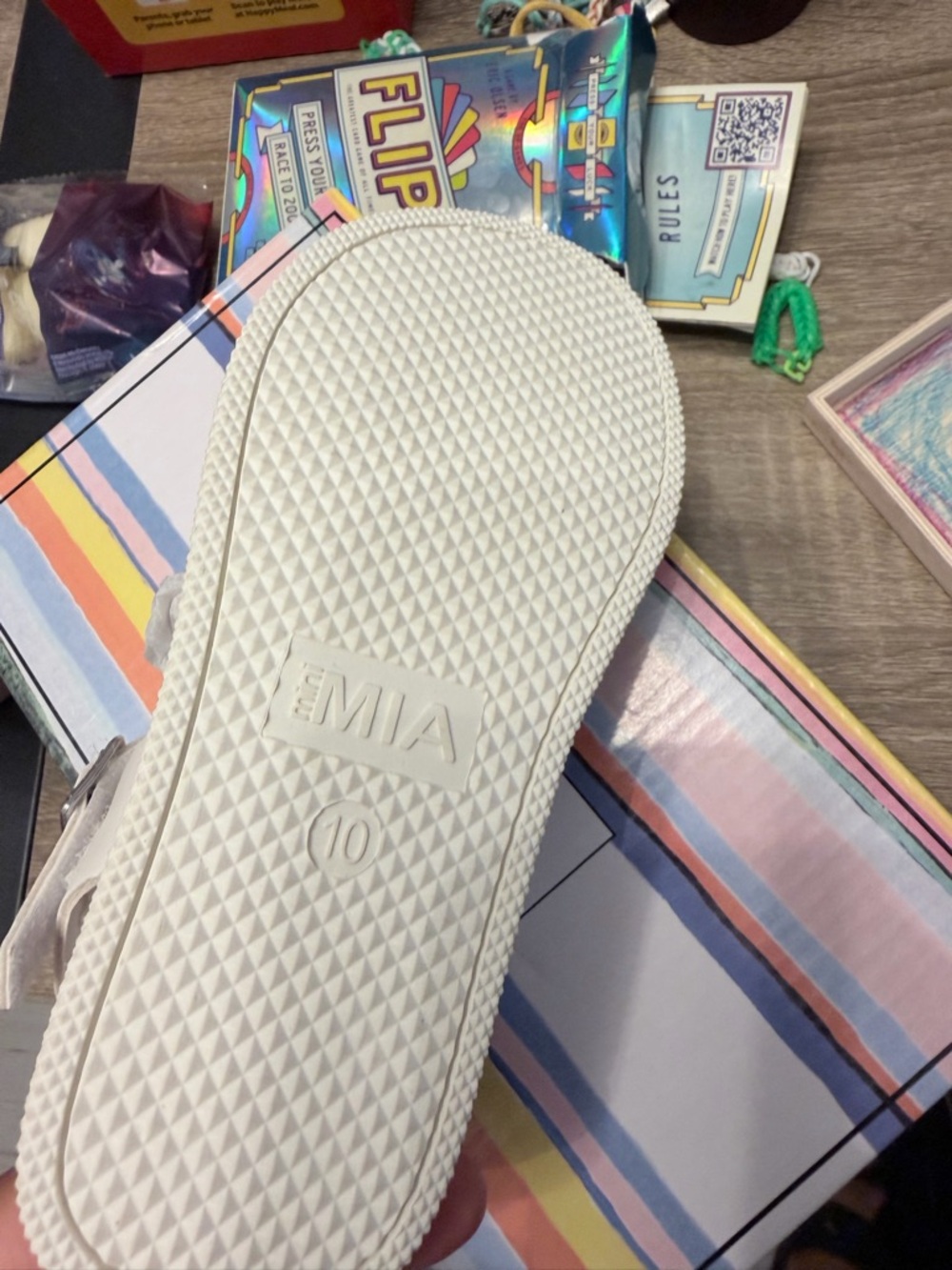 Mia Shoes White Kids Sandals - Size 10